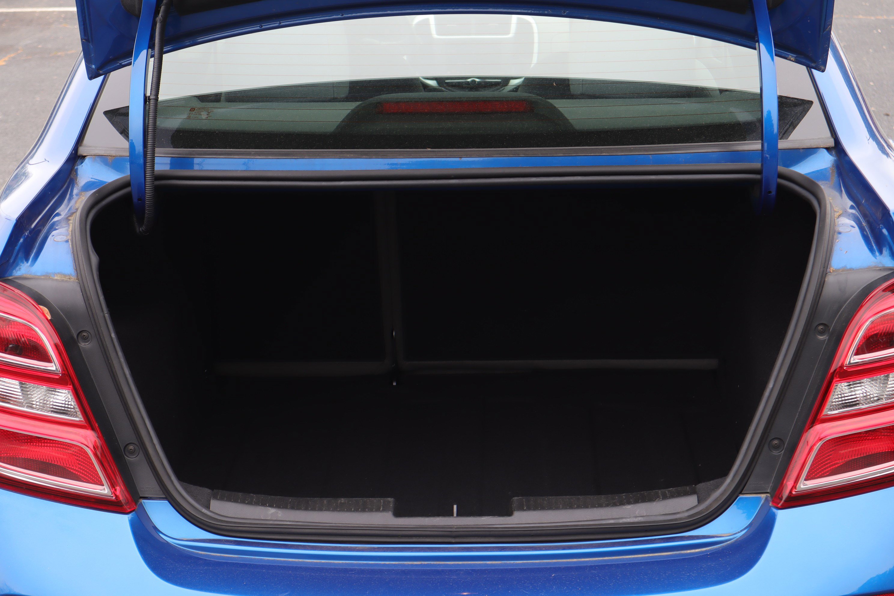 Used 2020 Chevrolet Sonic LS image 30