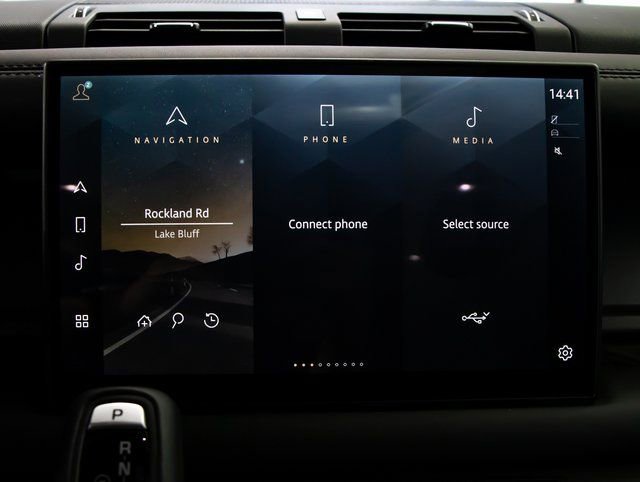 Used 2025 Land Rover Defender 130 X image 18