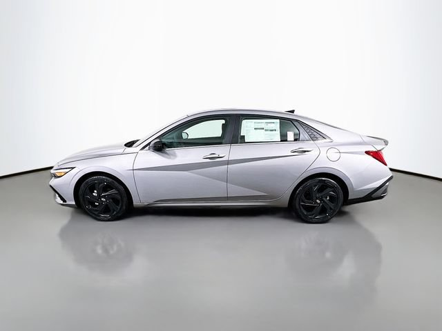 Used 2026 Hyundai Elantra SEL Sport Premium FWD image 5