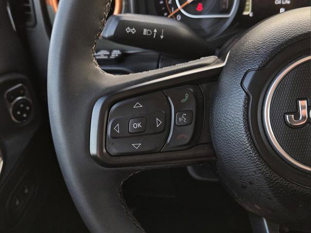 Used 2025 Jeep Gladiator Mojave w/ Convenience Group image 10