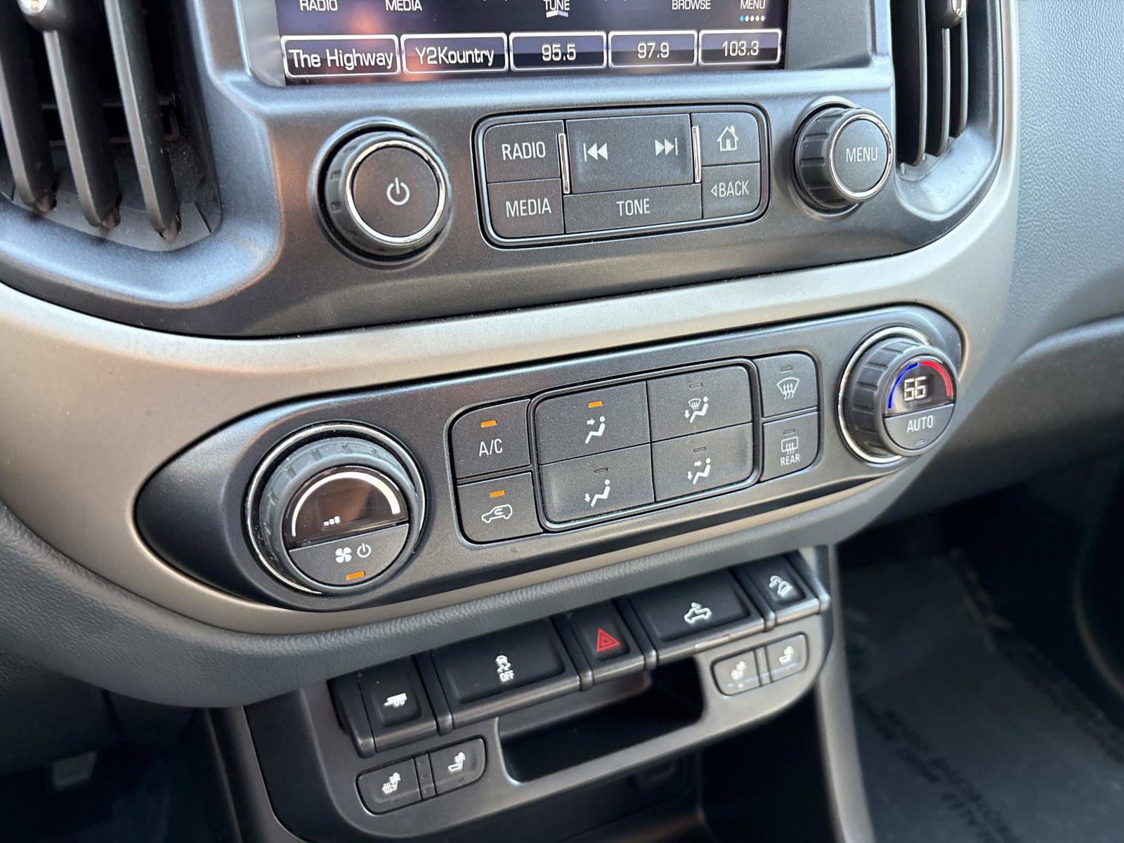 Used 2016 Chevrolet Colorado Z71 RWD image 20