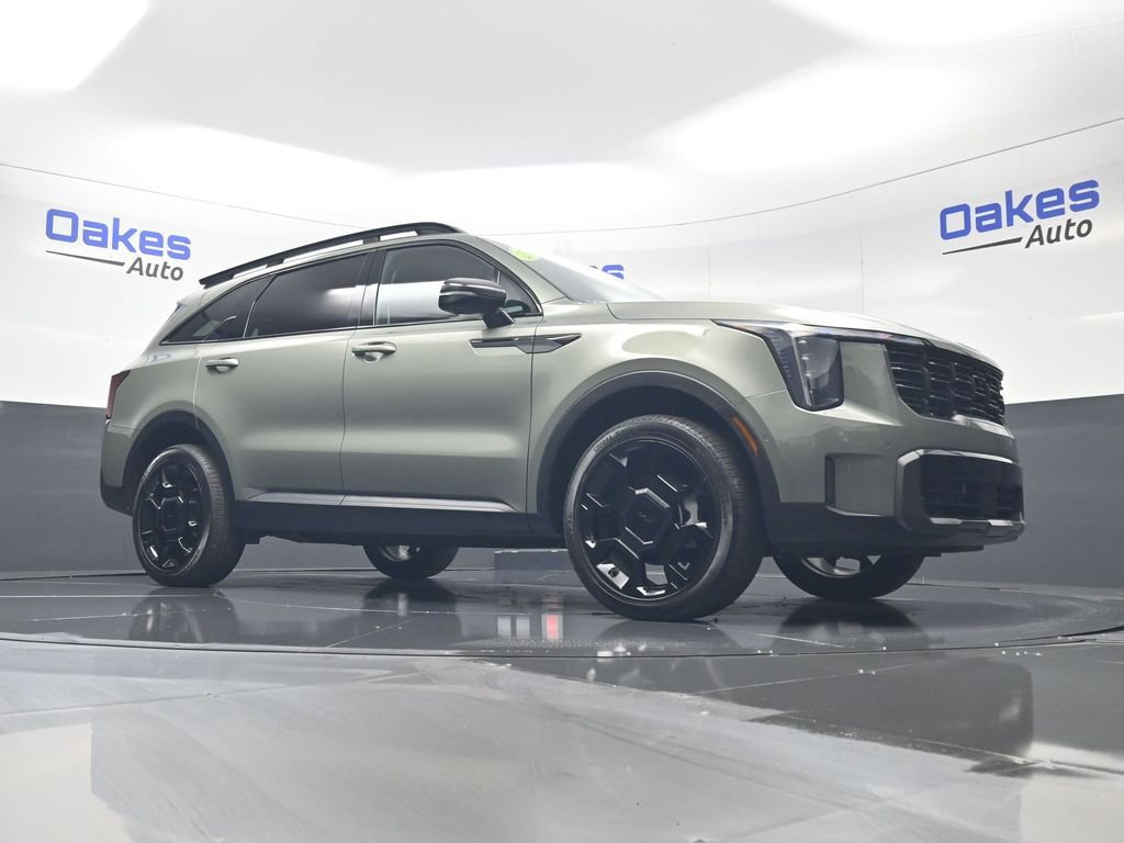 Used 2025 Kia Sorento SX AWD/4WD image 42