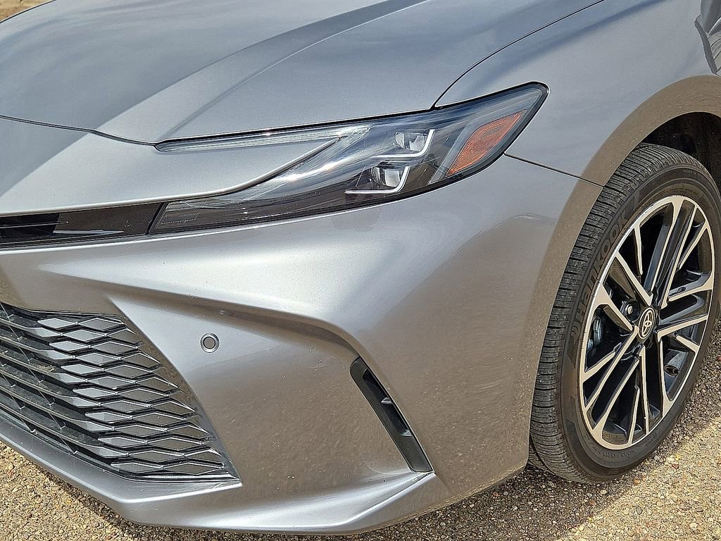 Used 2025 Toyota Camry XLE w/ Premium Plus Package image 10