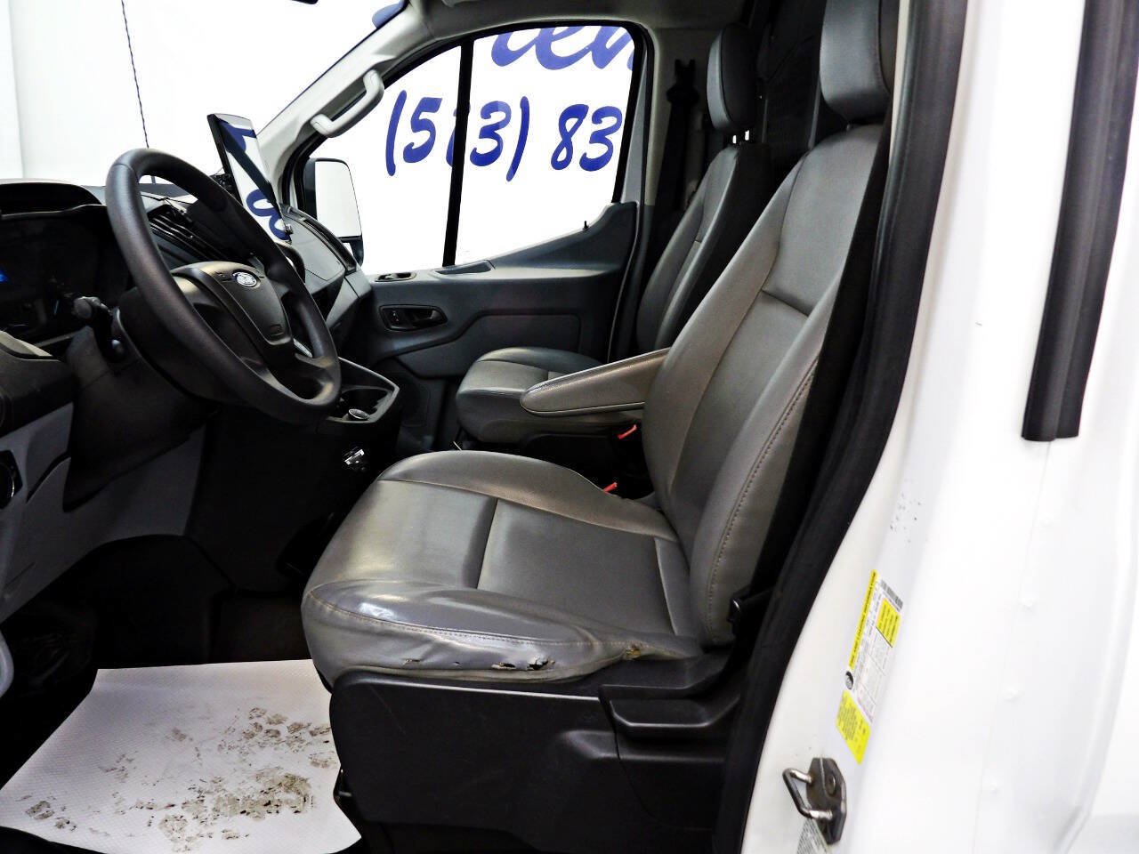 Used 2018 Ford Transit 150 130 Low Roof RWD image 7