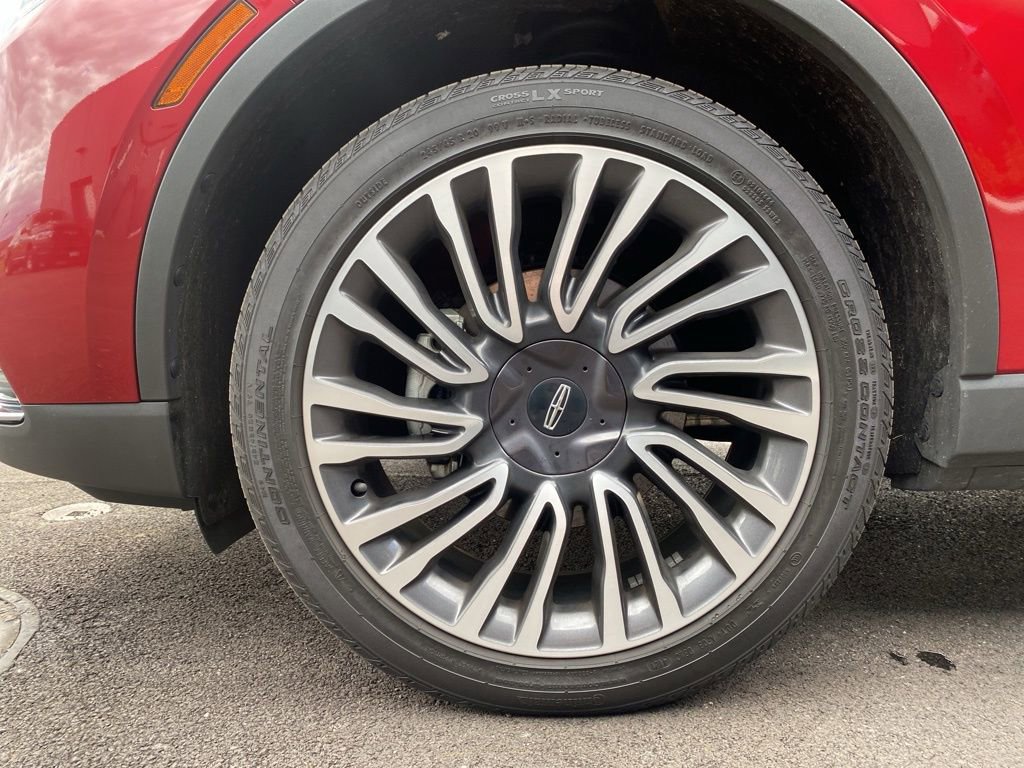 Used 2022 Lincoln Corsair Reserve w/ Elements Package image 32