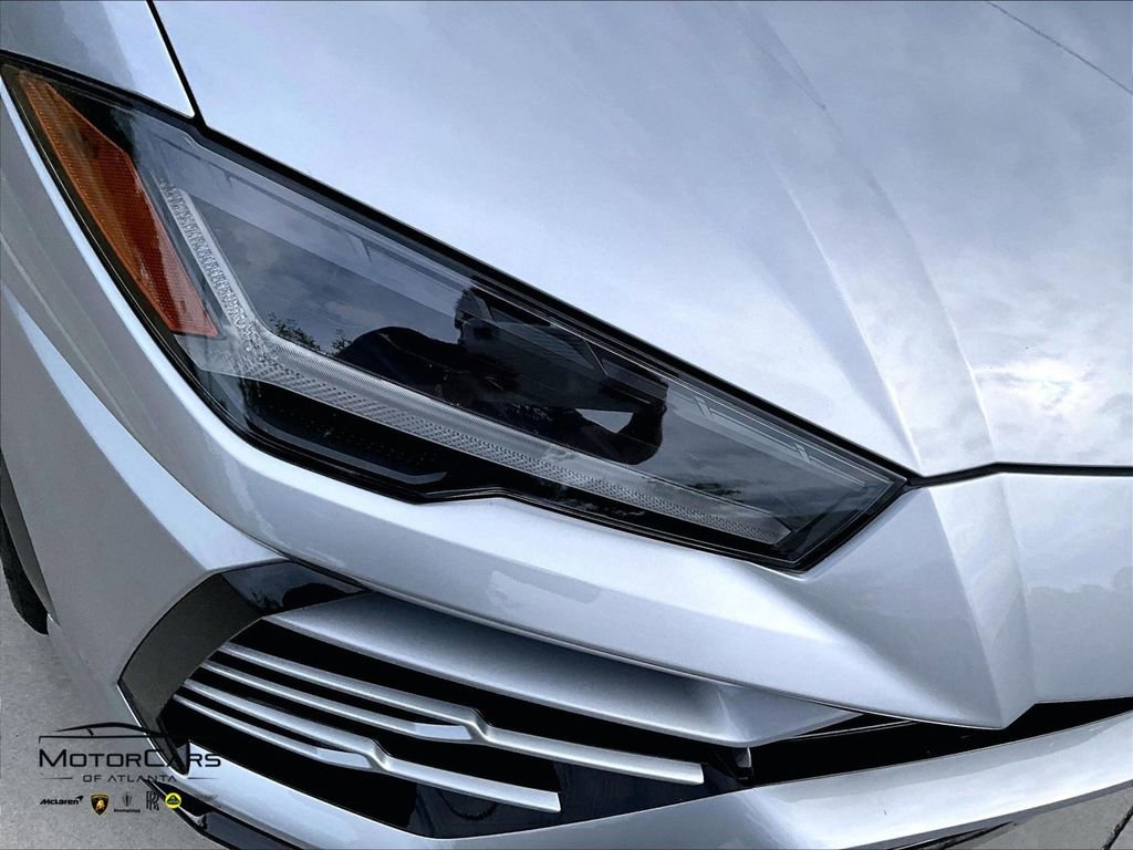 Used 2020 Lamborghini Urus AWD/4WD image 27