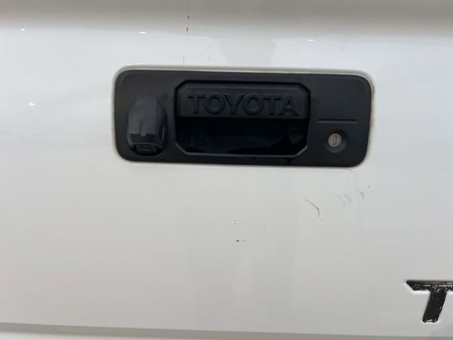 Used 2016 Toyota Tundra SR5 image 21