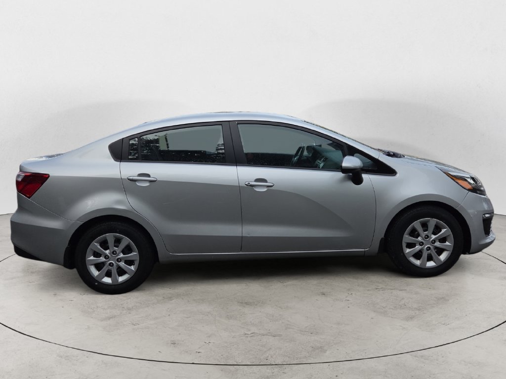 Used 2017 Kia Rio LX FWD image 4