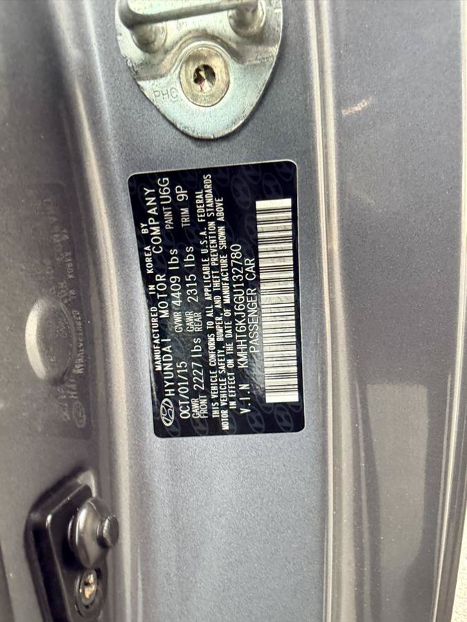Used 2016 Hyundai Genesis 3.8 RWD image 25