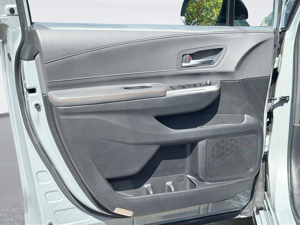 Used 2024 Toyota Sienna XSE w/ XSE Plus Package FWD image 19