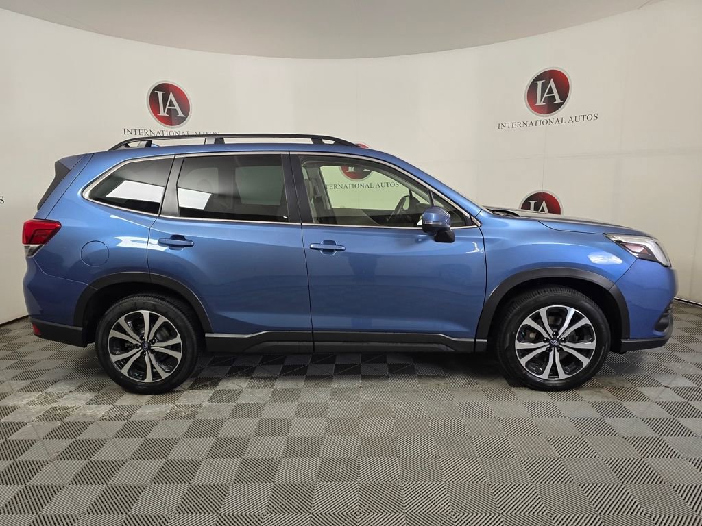 Used 2023 Subaru Forester Limited AWD/4WD image 3