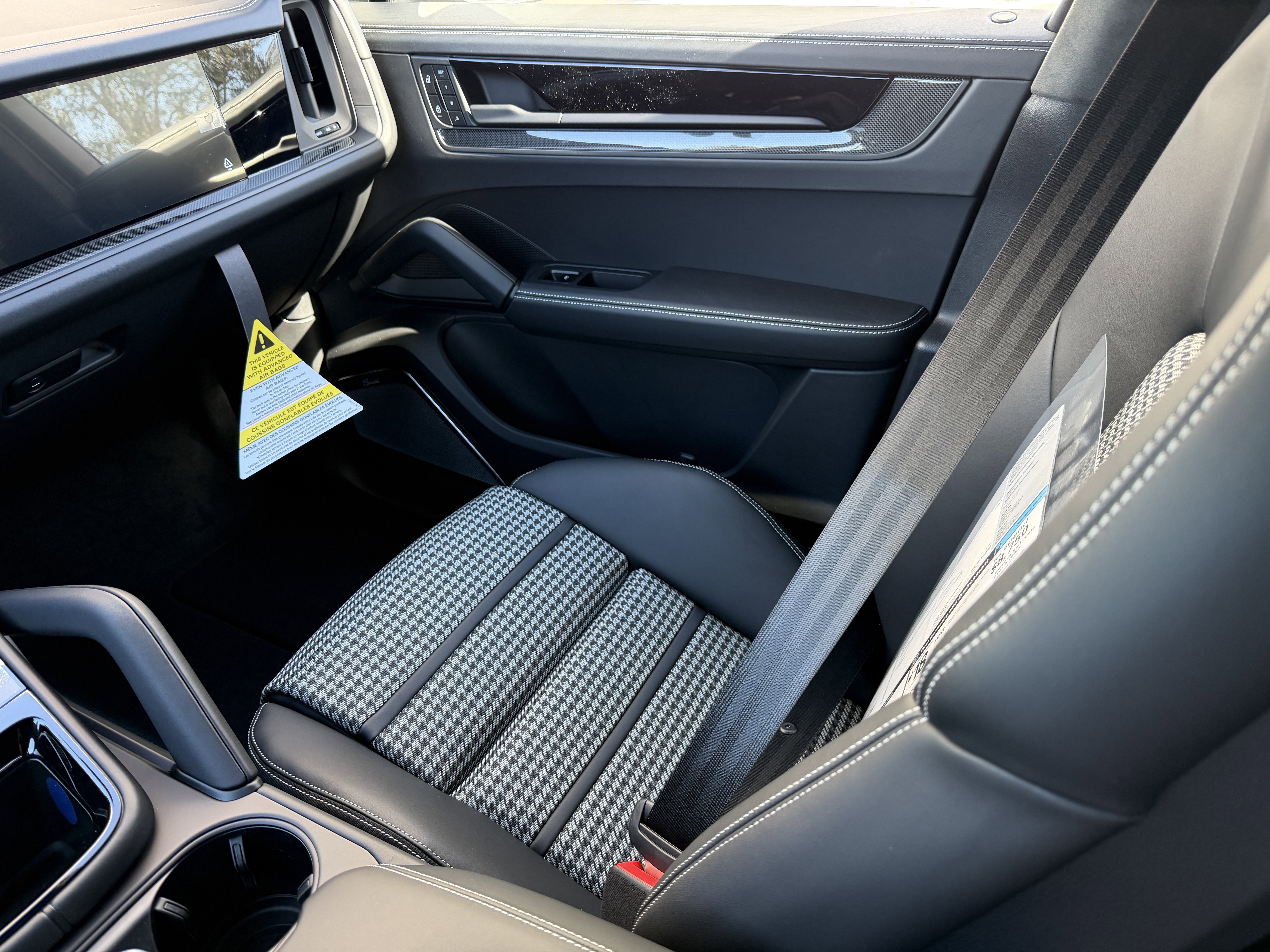 New 2026 Porsche Cayenne GTS image 20