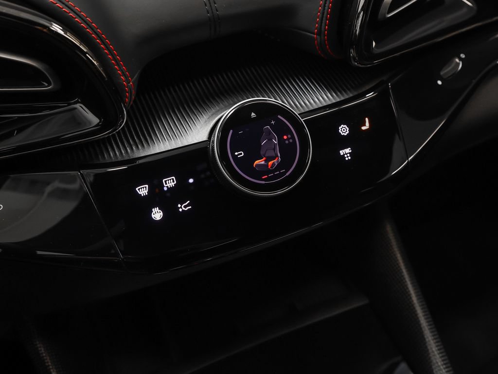 Certified 2025 Ferrari Purosangue AWD/4WD image 73