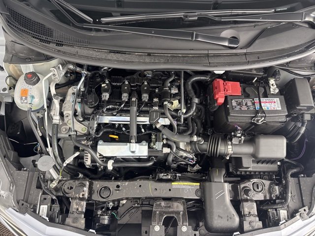 New 2025 Nissan Versa SR w/ Trunk Package image 23