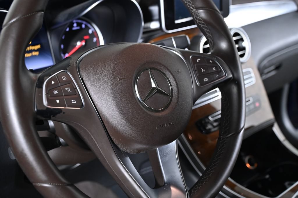 Used 2017 Mercedes-Benz GLC 300 4MATIC image 11