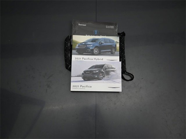 Used 2021 Chrysler Pacifica Touring-L w/ S Appearance Package image 46