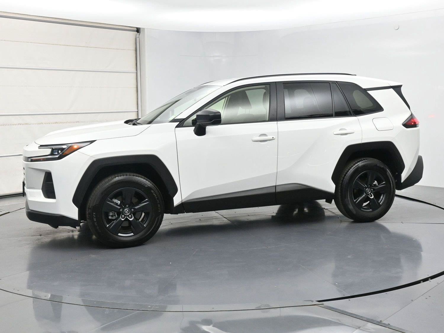 Used 2026 Toyota RAV4 LE AWD/4WD image 23