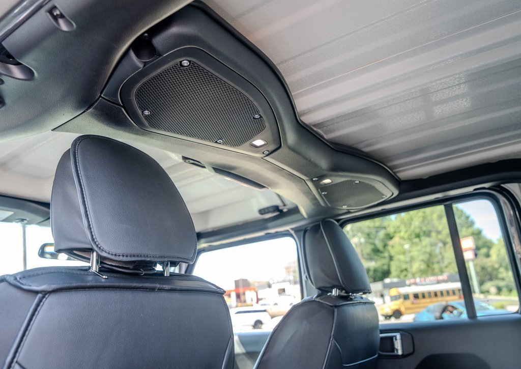 Used 2025 Jeep Gladiator Sport image 20