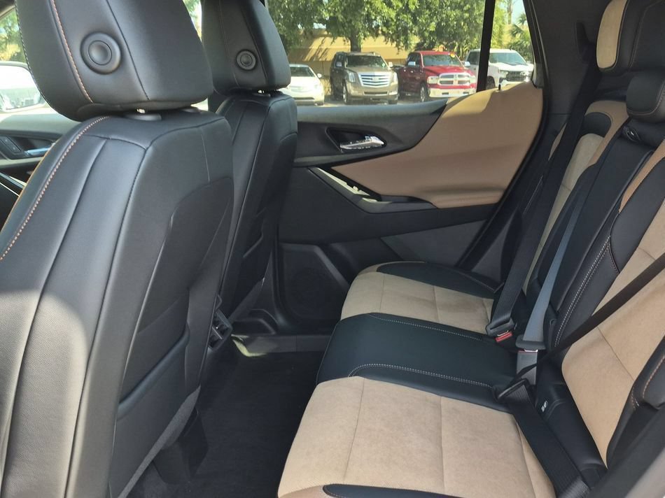 New 2026 Chevrolet Equinox ACTIV w/ Convenience Package III FWD image 21