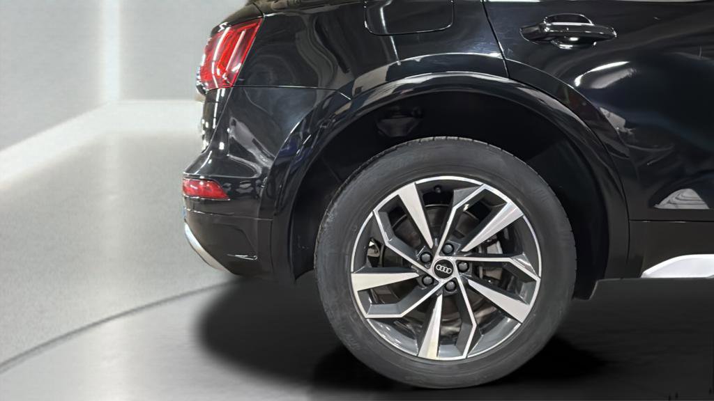 Used 2023 Audi Q5 2.0T Premium Plus AWD/4WD image 25