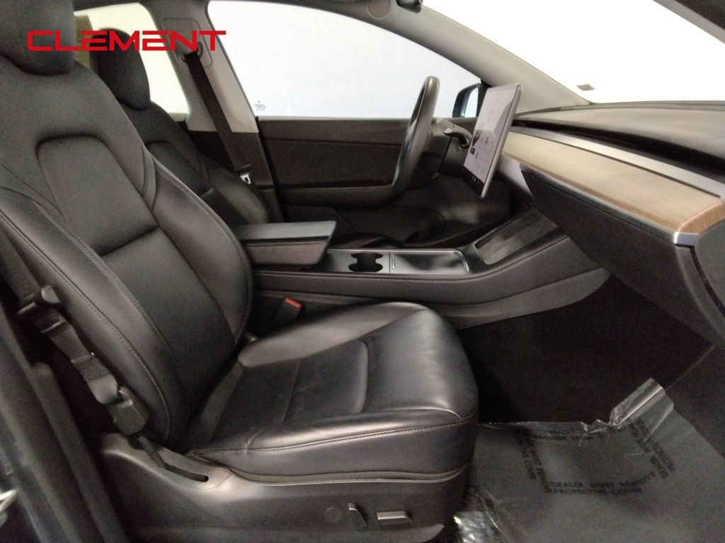 Used 2021 Tesla Model Y Long Range image 38