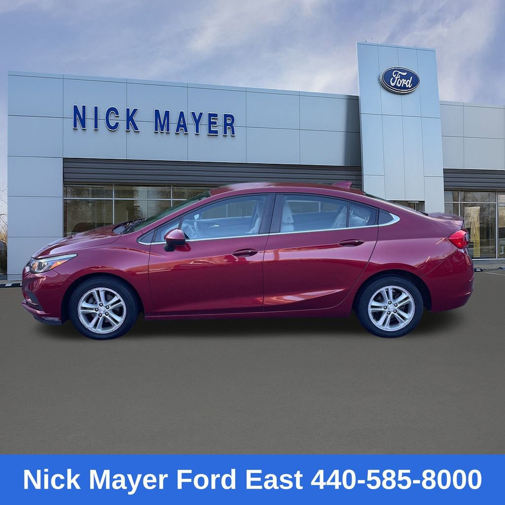 Used 2017 Chevrolet Cruze LT w/ Convenience Package image 16