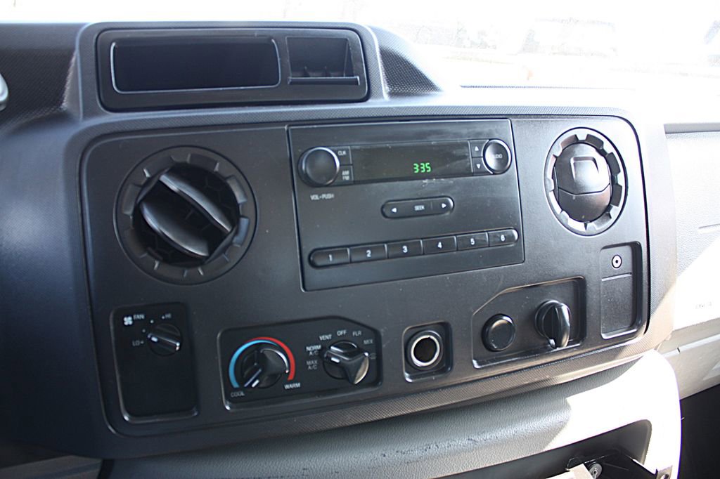 Used 2013 Ford E-350 and Econoline 350 Super Duty RWD image 15