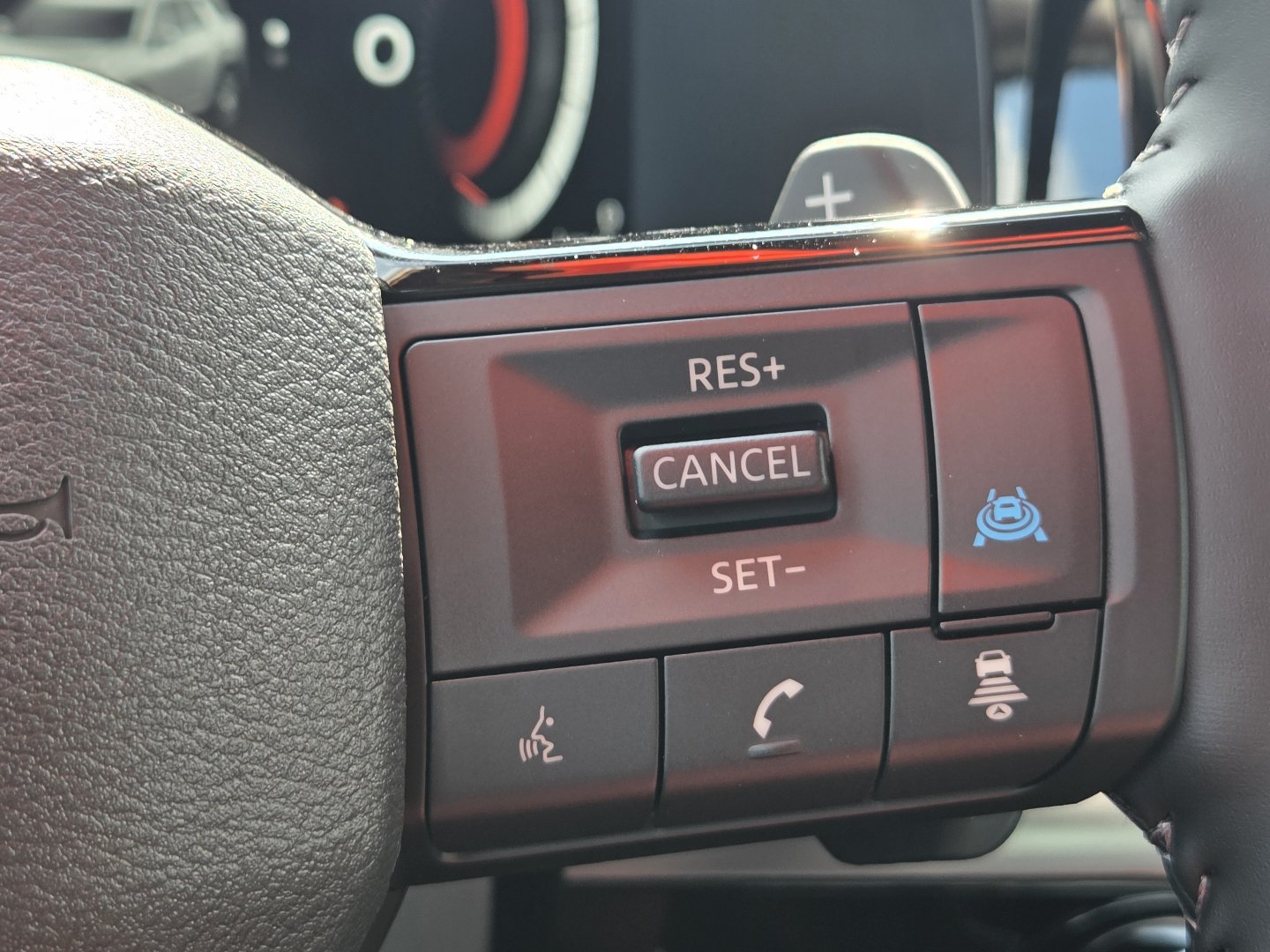 New 2026 Nissan Pathfinder Platinum AWD/4WD image 34