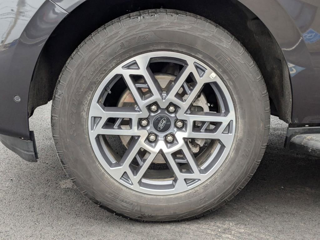 Used 2025 Ford Expedition Max Active image 11