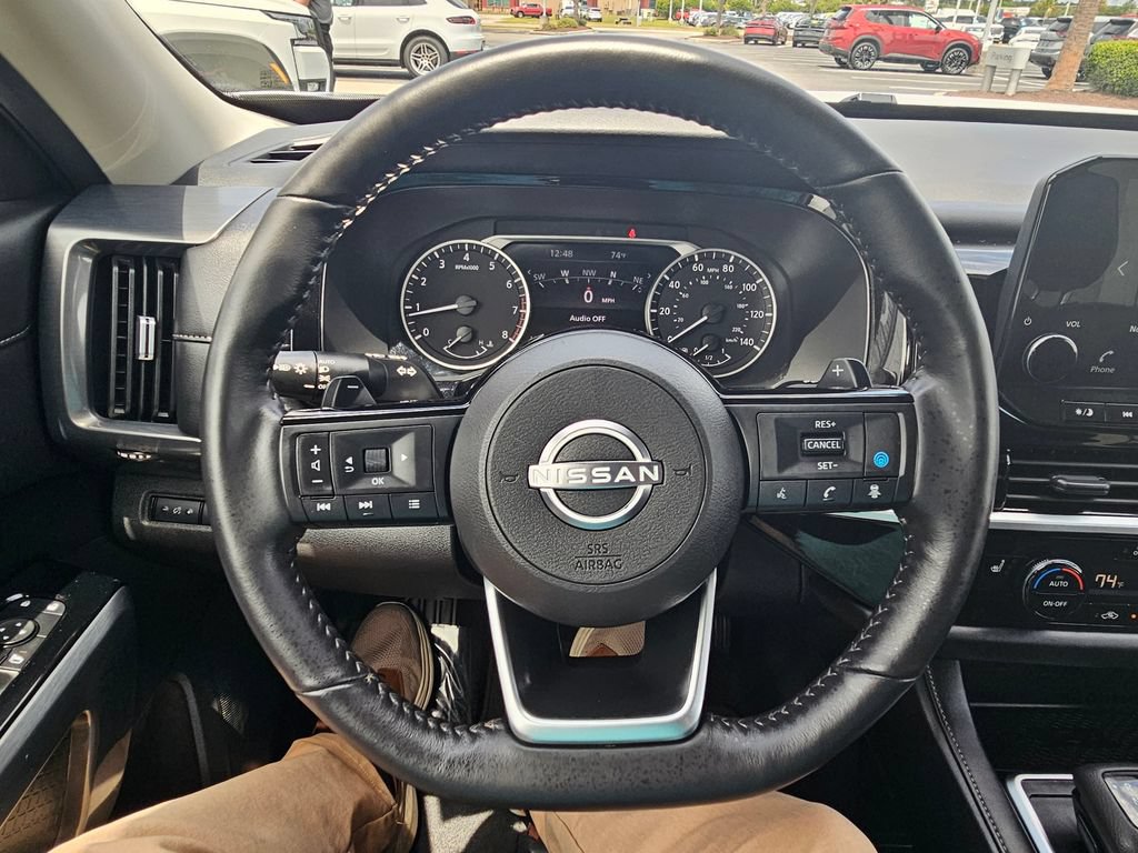 Certified 2025 Nissan Pathfinder SL AWD/4WD image 20