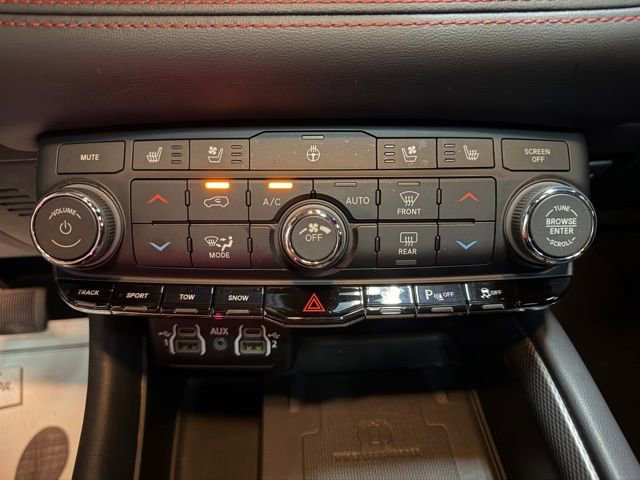 Used 2024 Dodge Durango R/T w/ Tow 'N Go Package AWD/4WD image 48