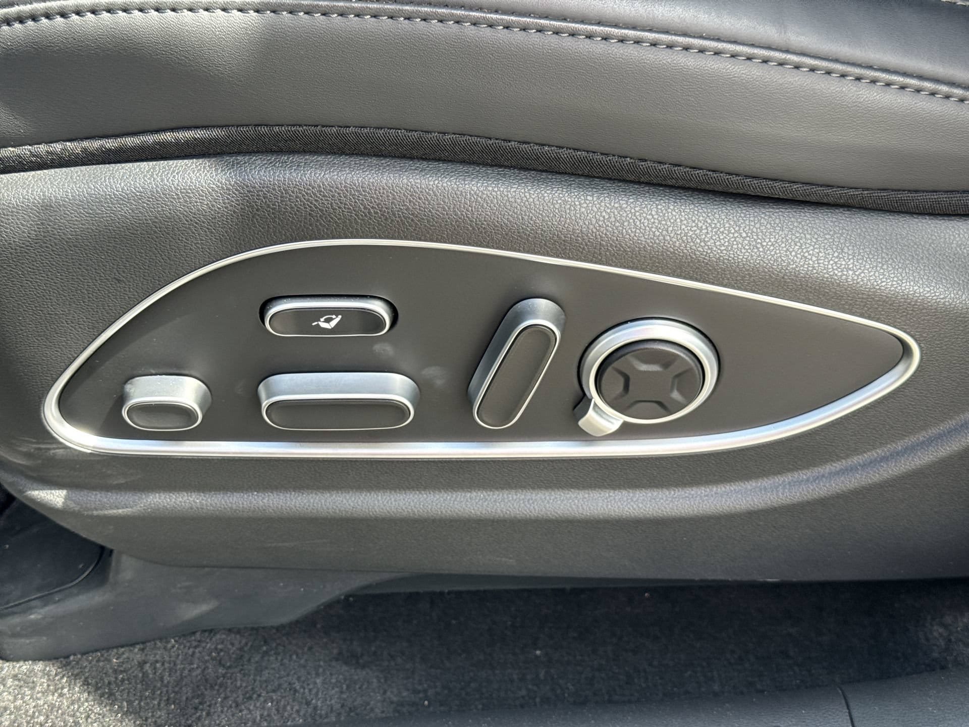 Used 2026 Hyundai Palisade Calligraphy AWD/4WD image 14