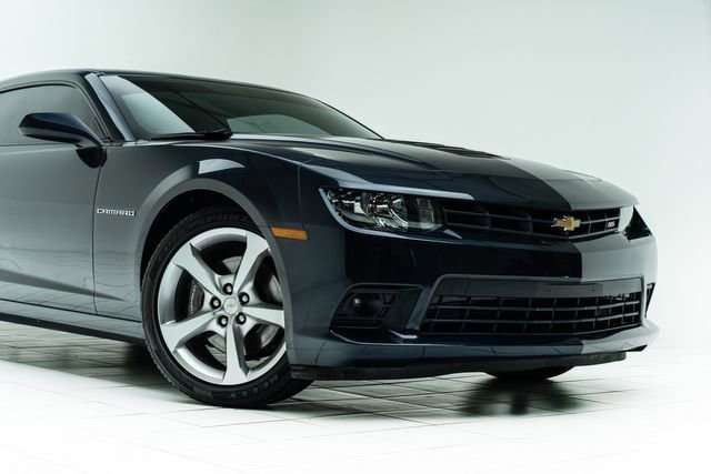Used 2015 Chevrolet Camaro SS w/ Rear Vision Package image 3