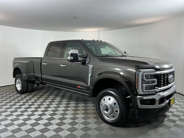 Certified 2025 Ford F450 King Ranch w/ Chrome Package AWD/4WD image 3