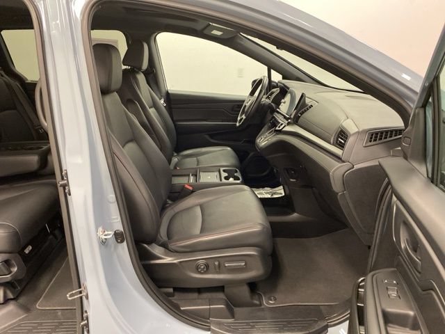 Used 2025 Honda Odyssey Sport-L image 25