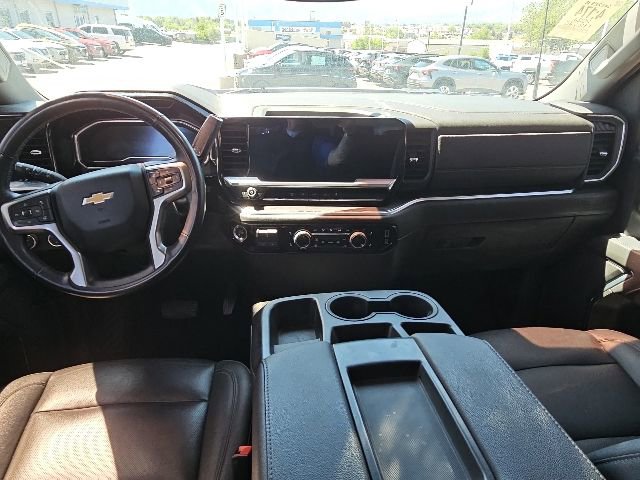 Used 2024 Chevrolet Silverado 2500 LTZ AWD/4WD image 13