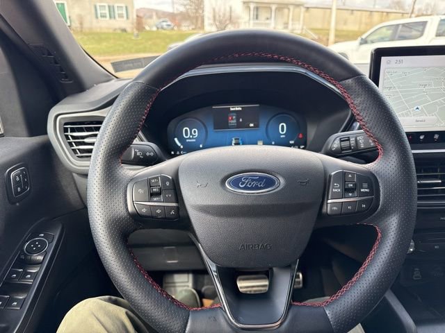 Certified 2024 Ford Escape ST-Line Select w/ Tech Pack #2 image 21