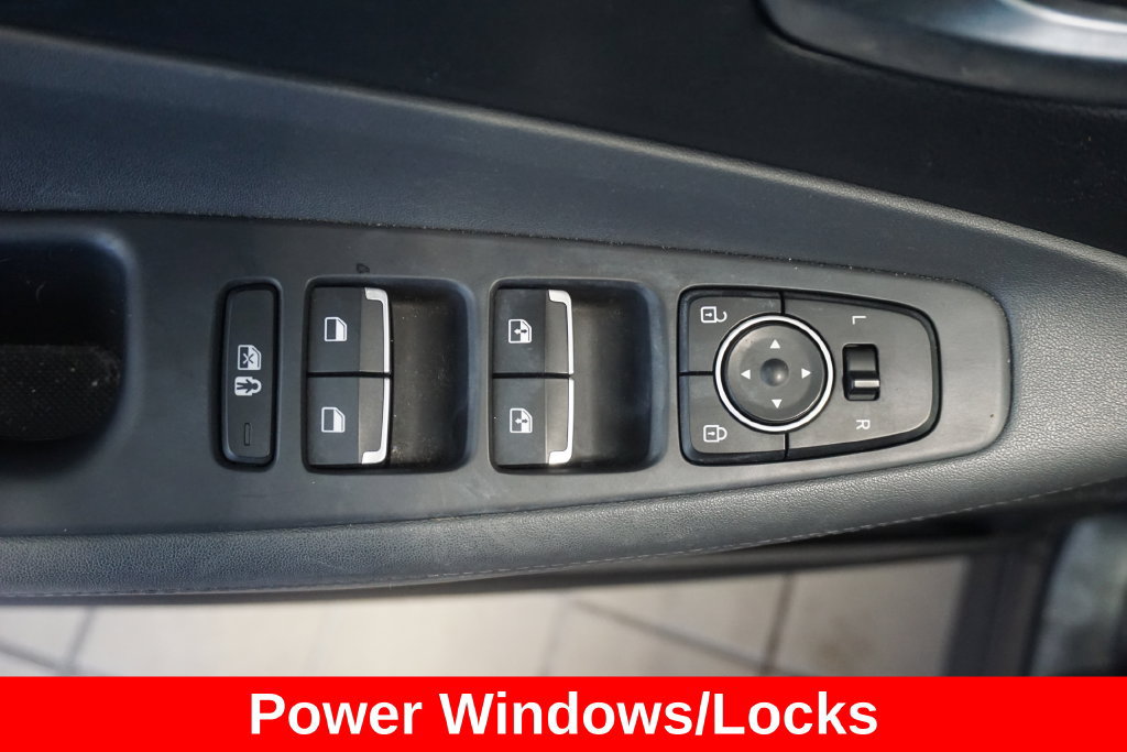 Used 2023 Hyundai Santa Fe SEL AWD/4WD image 5