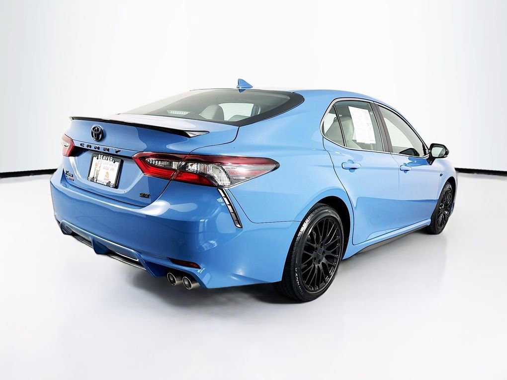 Used 2024 Toyota Camry SE w/ Cold Weather Package image 10