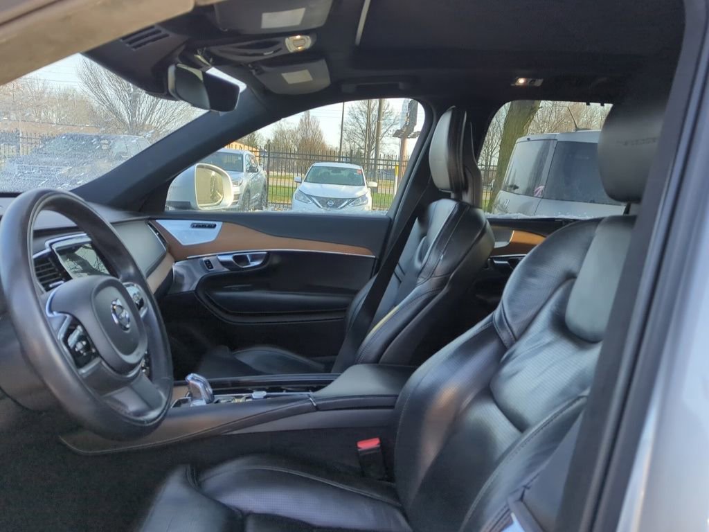 Used 2018 Volvo XC90 T8 Inscription w/ Luxury Package image 6