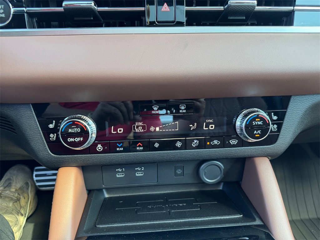 New 2025 Mitsubishi Outlander SEL image 17