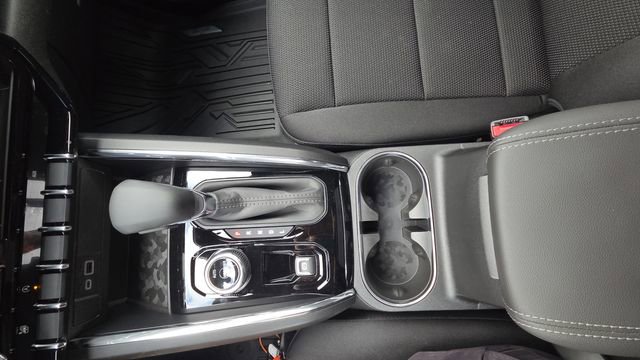 New 2026 GMC Canyon Elevation image 33