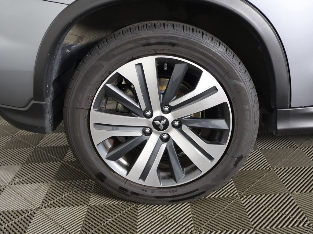 Used 2024 Mitsubishi Outlander Sport ES AWD/4WD image 17