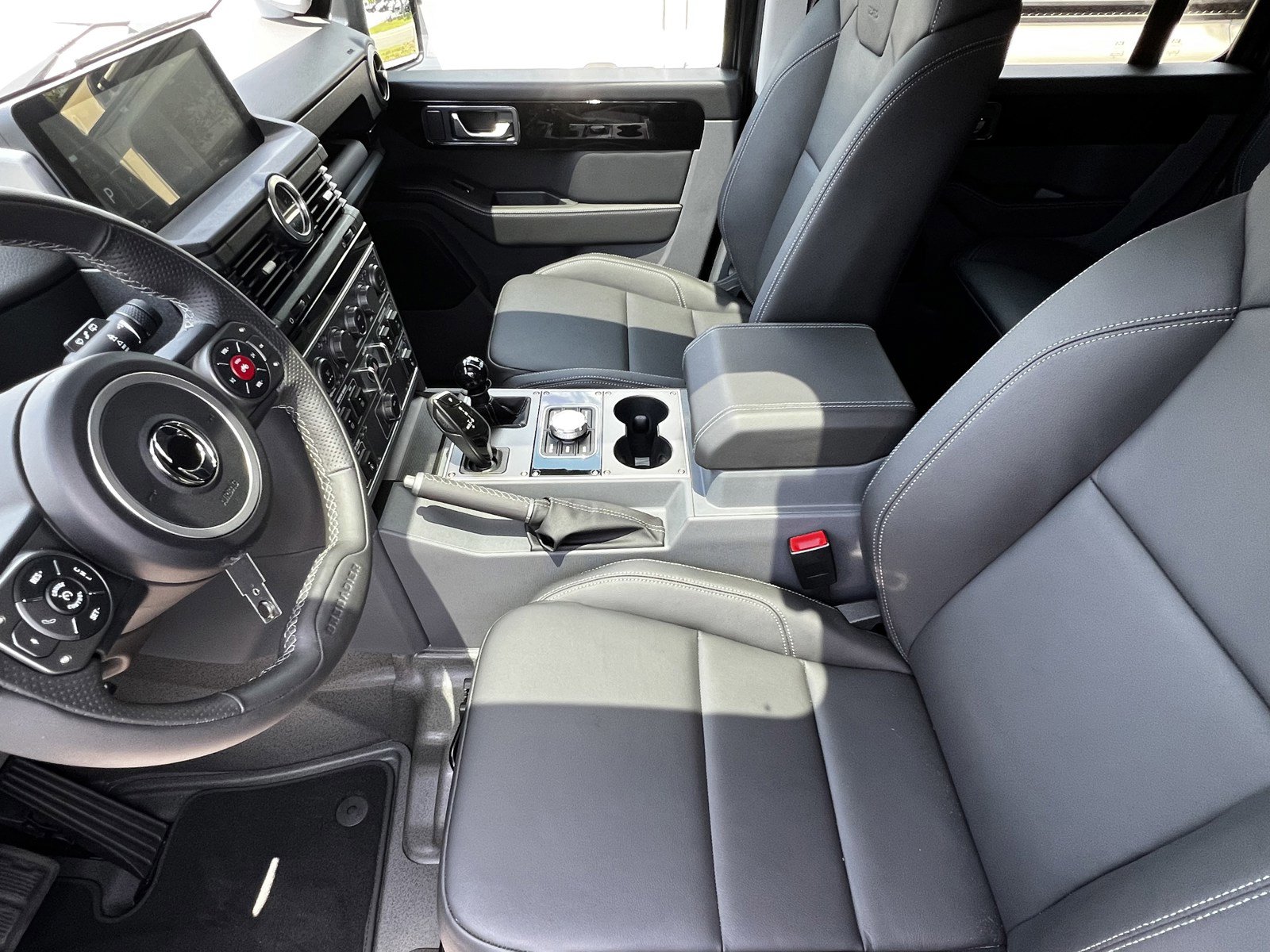 Used 2025 INEOS Grenadier Fieldmaster Edition image 10