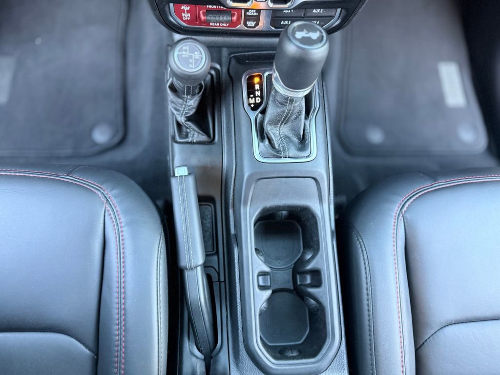 Used 2024 Jeep Wrangler Unlimited Rubicon AWD/4WD image 27
