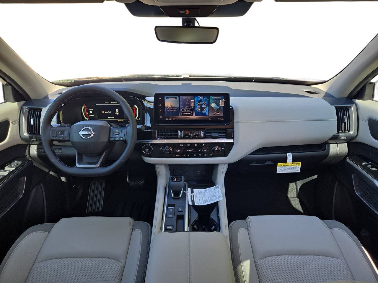 New 2026 Nissan Pathfinder SL FWD image 9