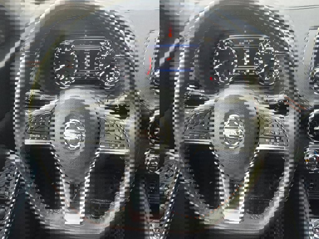 Certified 2024 Nissan Sentra SR w/ Trunk Package image 18