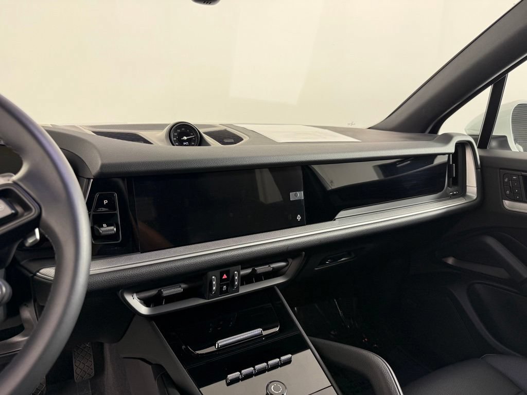 Certified 2026 Porsche Cayenne E-Hybrid AWD/4WD image 21