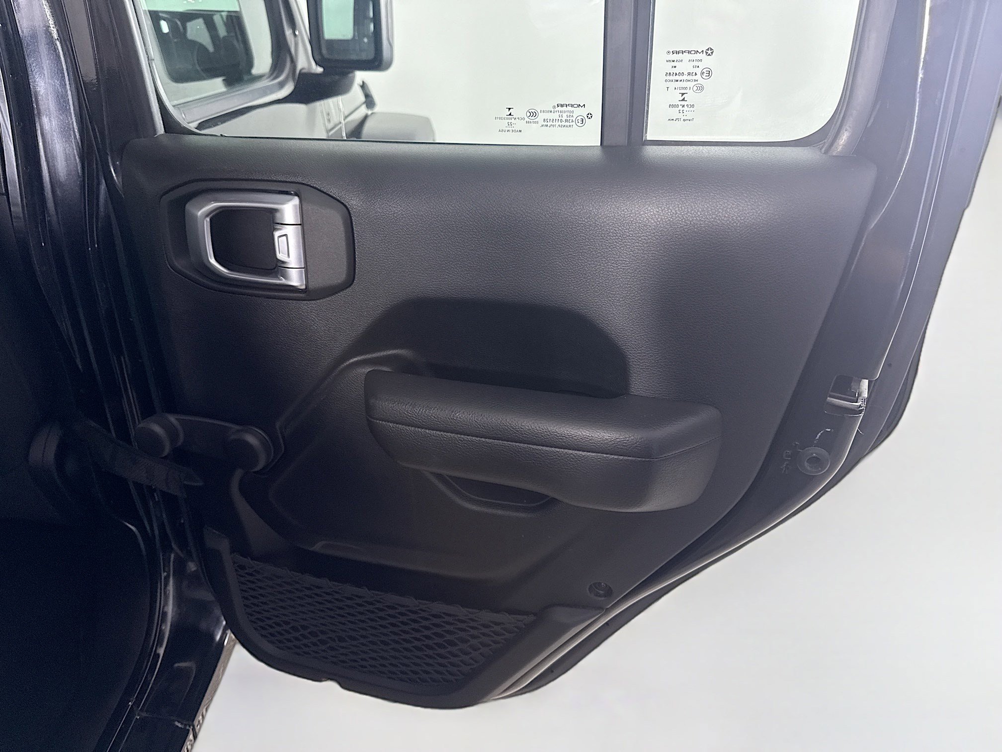 Used 2022 Jeep Wrangler Unlimited Sport image 28