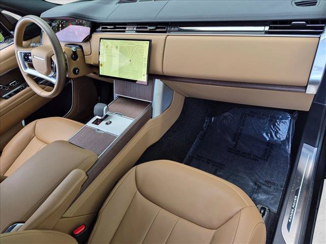 Used 2026 Land Rover Range Rover Long Wheelbase SE AWD/4WD image 24